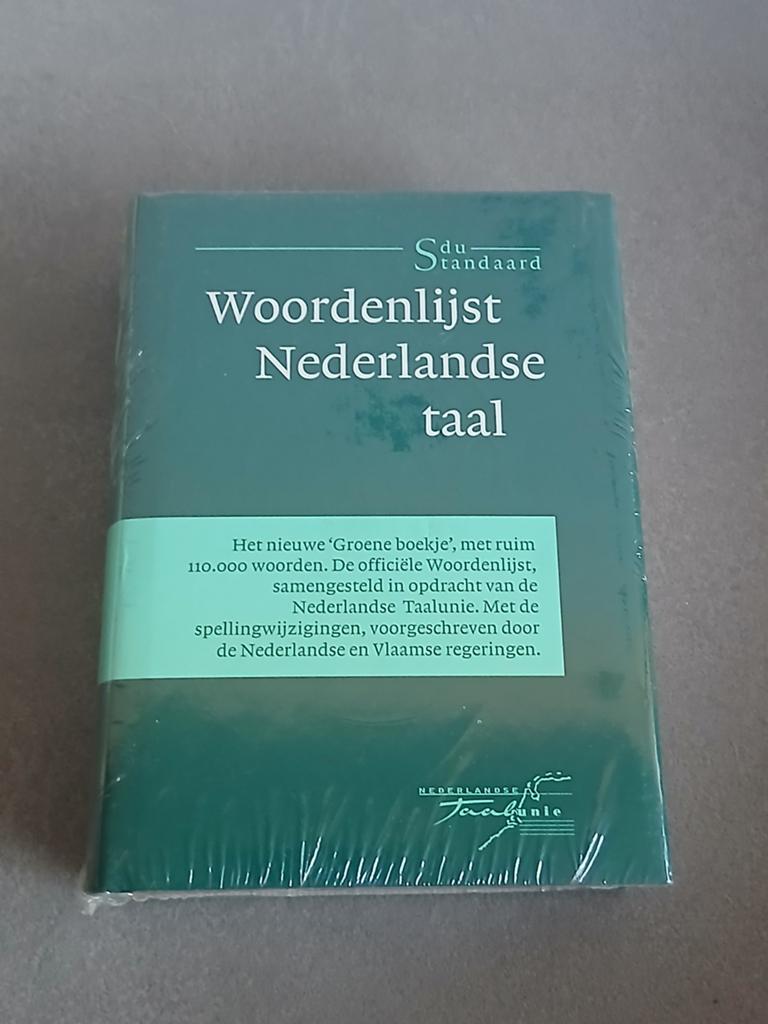 Woordenlijst Nederlandse taal, Ophalen of Verzenden, Zo goed als nieuw, Overige uitgevers, Nederlands