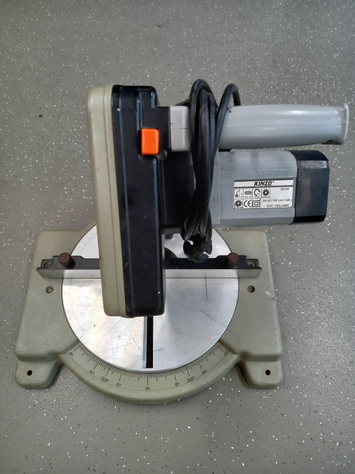 Afkortzaag, Kinzo 800 watt, Gebruikt, 600 tot 1200 watt, Ophalen of Verzenden, Afkortzaag