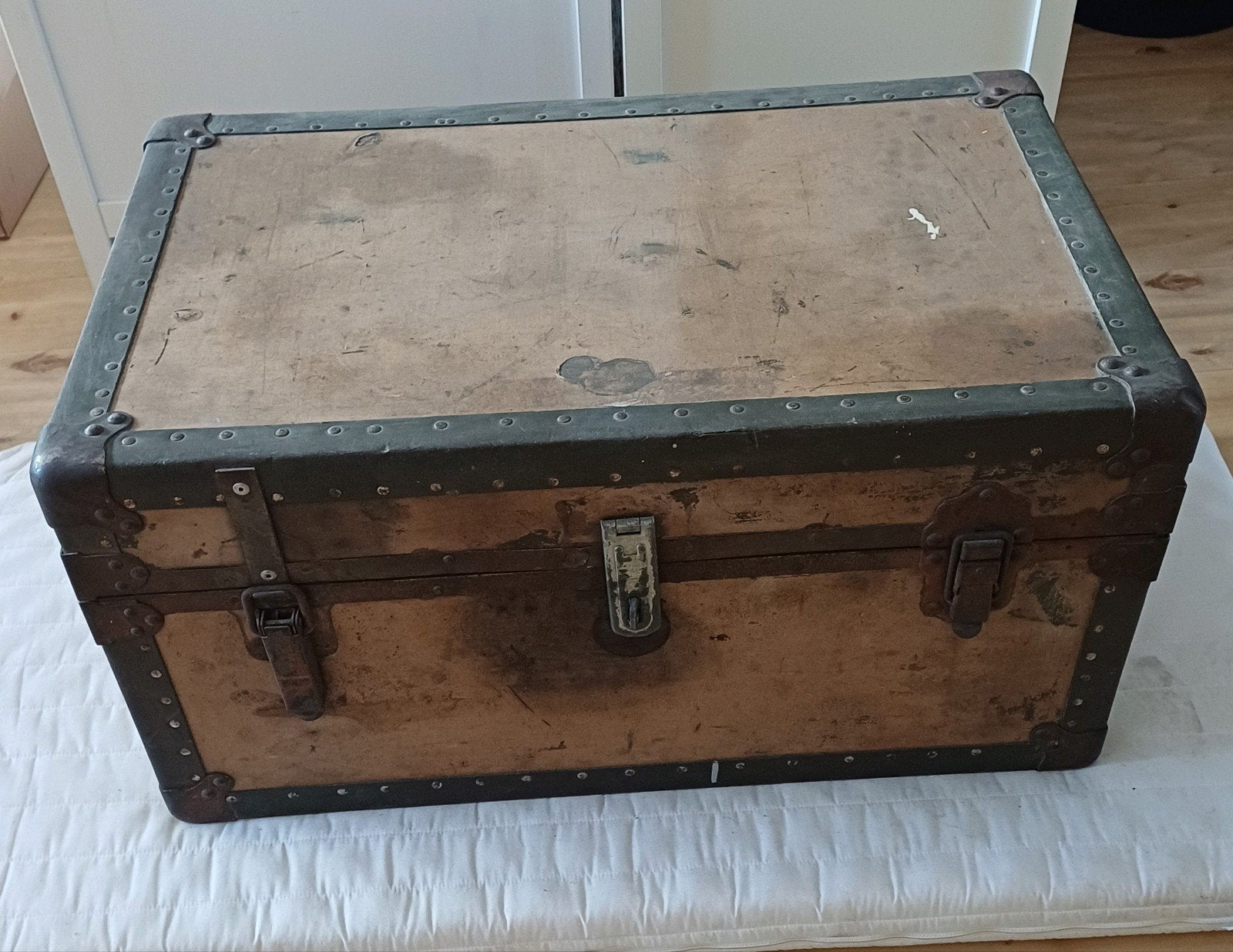 Oude legerkist / opbergkist, Minder dan 50 cm, Gebruikt, 50 tot 100 cm, 5 – 50