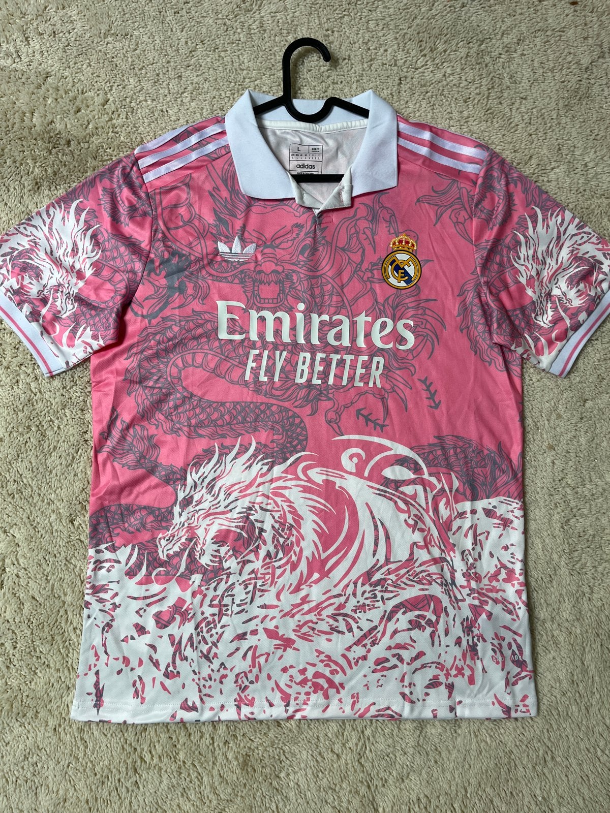 Real Madrid Roze Draken Shirt, Maat 52/54 (L), Nieuw, Ophalen of Verzenden, Roze
