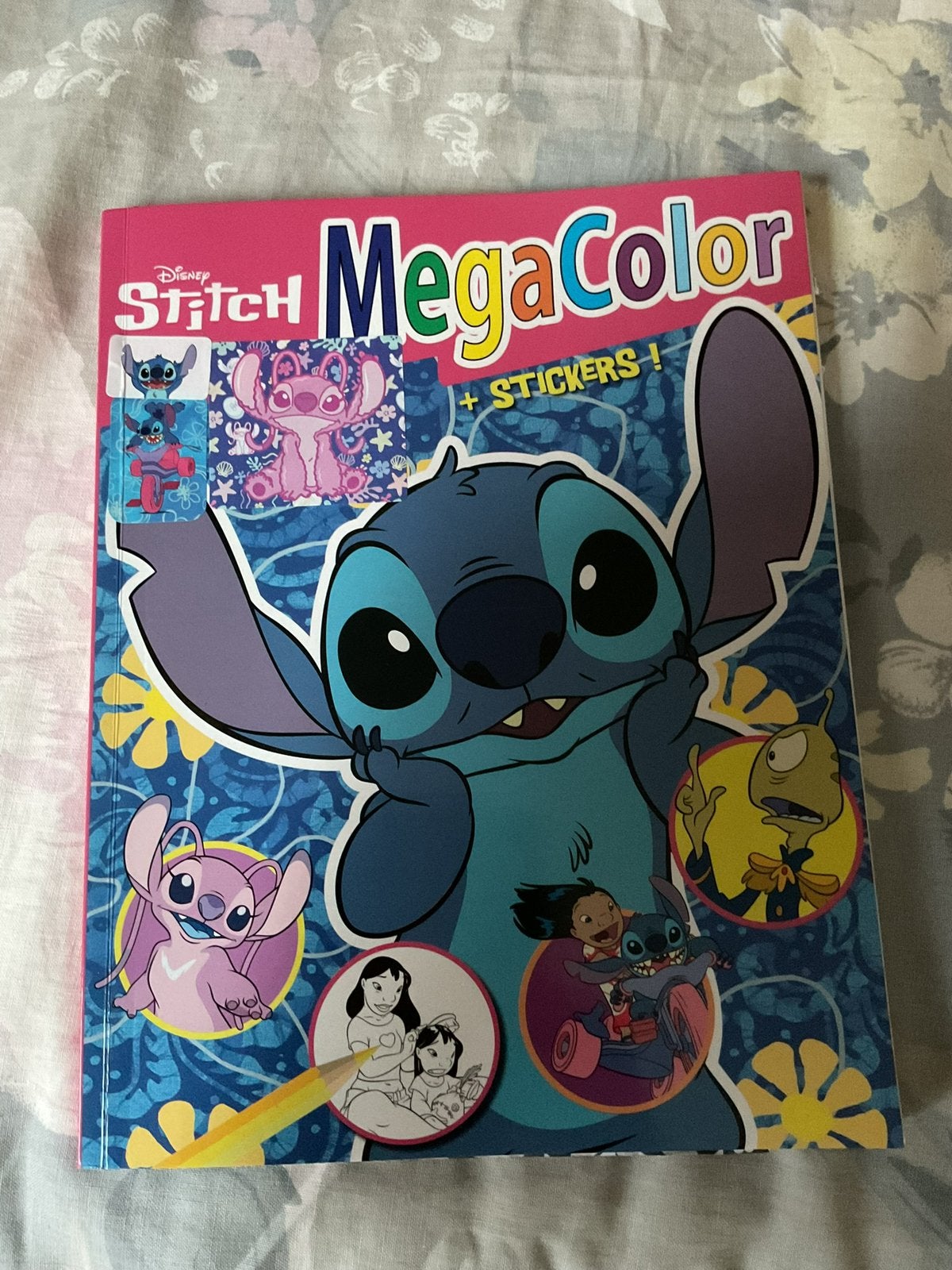 Z.g.a.n.  Stitch Mega kleurboek met stickers, Ophalen of Verzenden, Nieuw, Papier, Schets- of Tekenboek