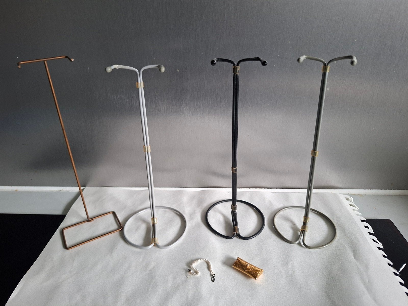 4 vintage Barbie standaards, Verzamelen, Ophalen of Verzenden, Gebruikt