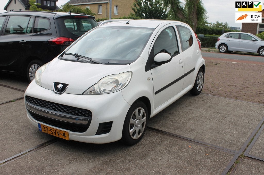 Peugeot 107 1.0-12V XS nwe kopp.apk 1-2027 ijskoude airco 2, Auto's, Peugeot, Voorwielaandrijving, Euro 5, Stof, Gebruikt