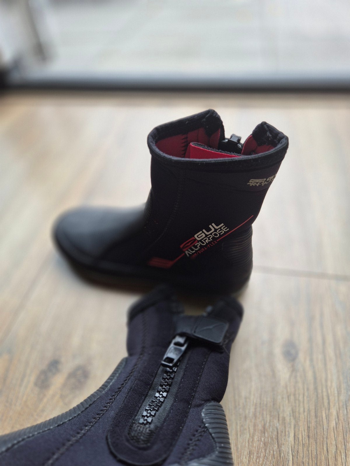 Neopreen watersport‑laarzen maat 39, Gebruikt, Bootschoenen, Ophalen of Verzenden, Dame of Heer