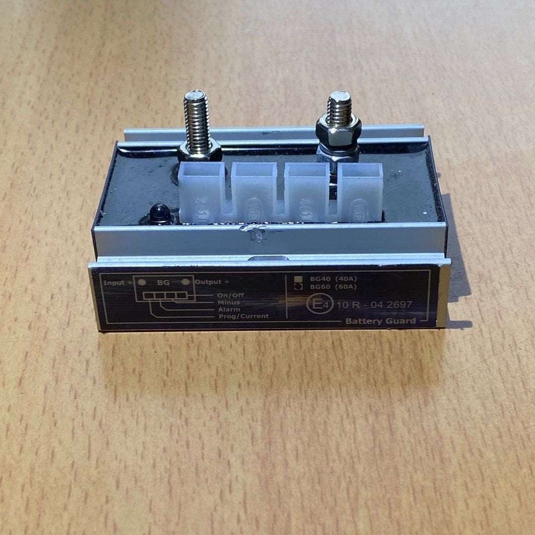 Samlex Accu Bewaker BG40 12/24V 40A Omvormer Camper Bus Bedr, Caravans en Kamperen, Camper-accessoires, Zo goed als nieuw, Ophalen of Verzenden