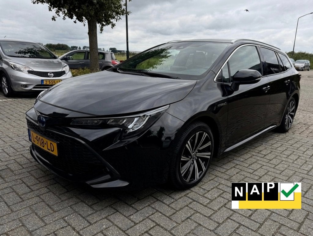 Toyota Corolla Touring Sports 1.8 Hybrid Business Plus, 1345 kg, 4 cilinders, Zwart, 98 pk