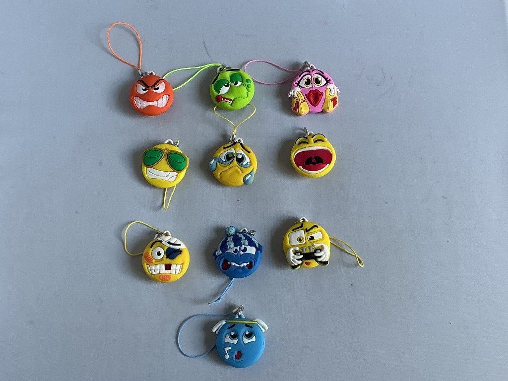Hangertjes #  10 stuks Smiley's, Verzamelen, Ophalen of Verzenden, Zo goed als nieuw