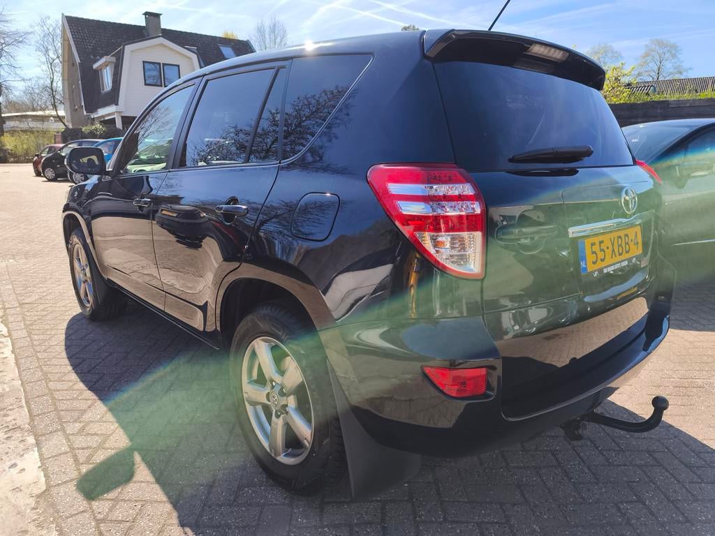 Toyota RAV4 2.0 VVT-i 2WD X-Style, Navigatie, Trekhaak, Voorwielaandrijving, Euro 5, Gebruikt, 4 cilinders