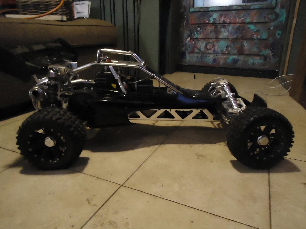Hpi Baja onderdelen bijna 2 baja's zonder motor ., Ophalen, Benzine, Auto offroad, Zo goed als nieuw