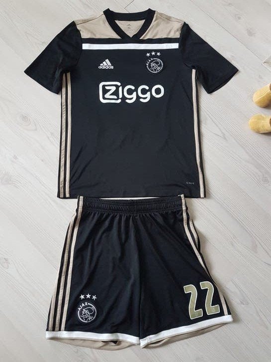 Ajax tenue Ziyech in size small/medium, Ophalen of Verzenden, Zo goed als nieuw, Broek