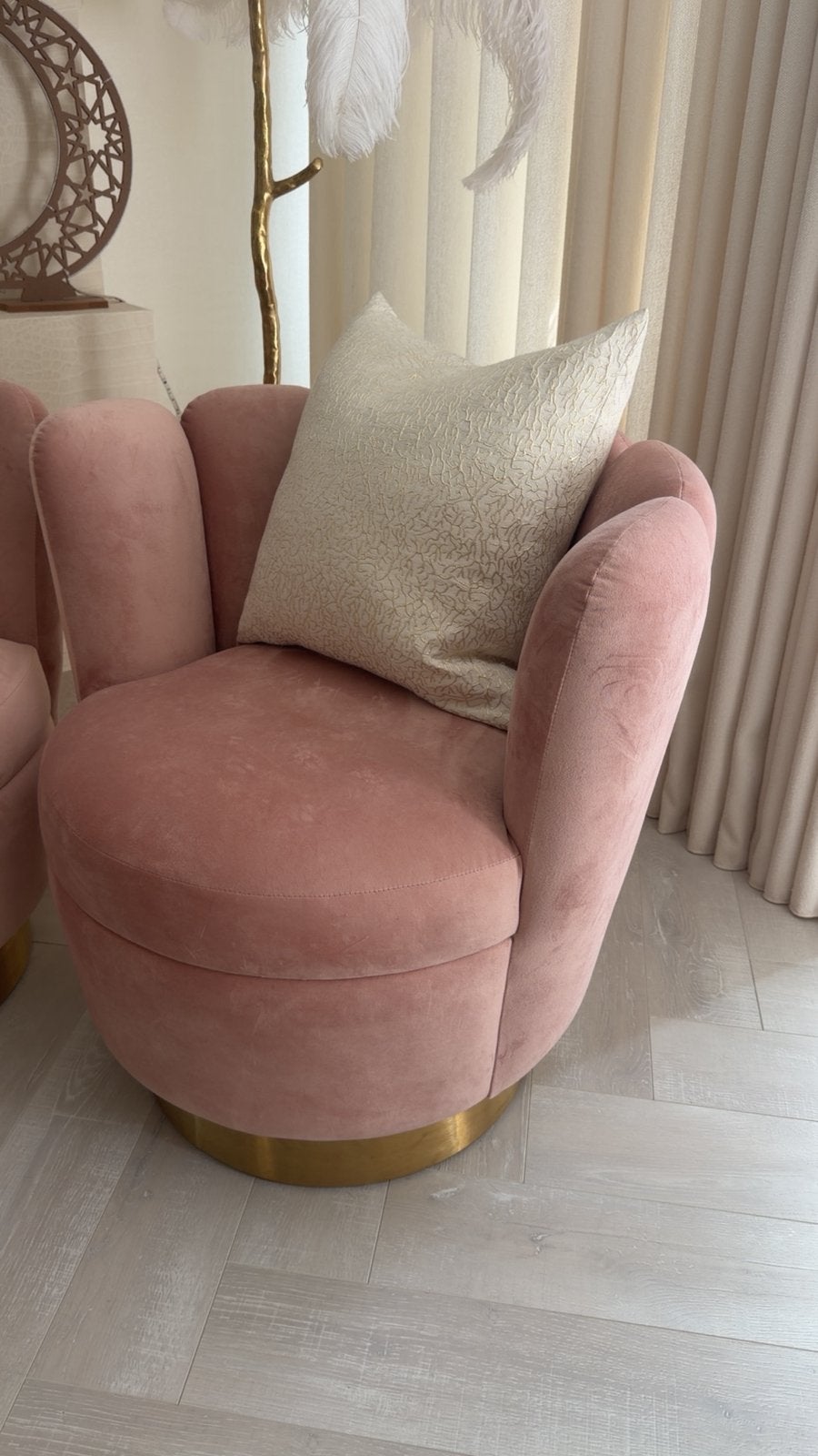 Richmond Fauteuil Mayfair Pink velvet 2 stuks voor 600., Huis en Inrichting, Banken | Sofa's en Chaises Longues, Ophalen, Eenpersoons