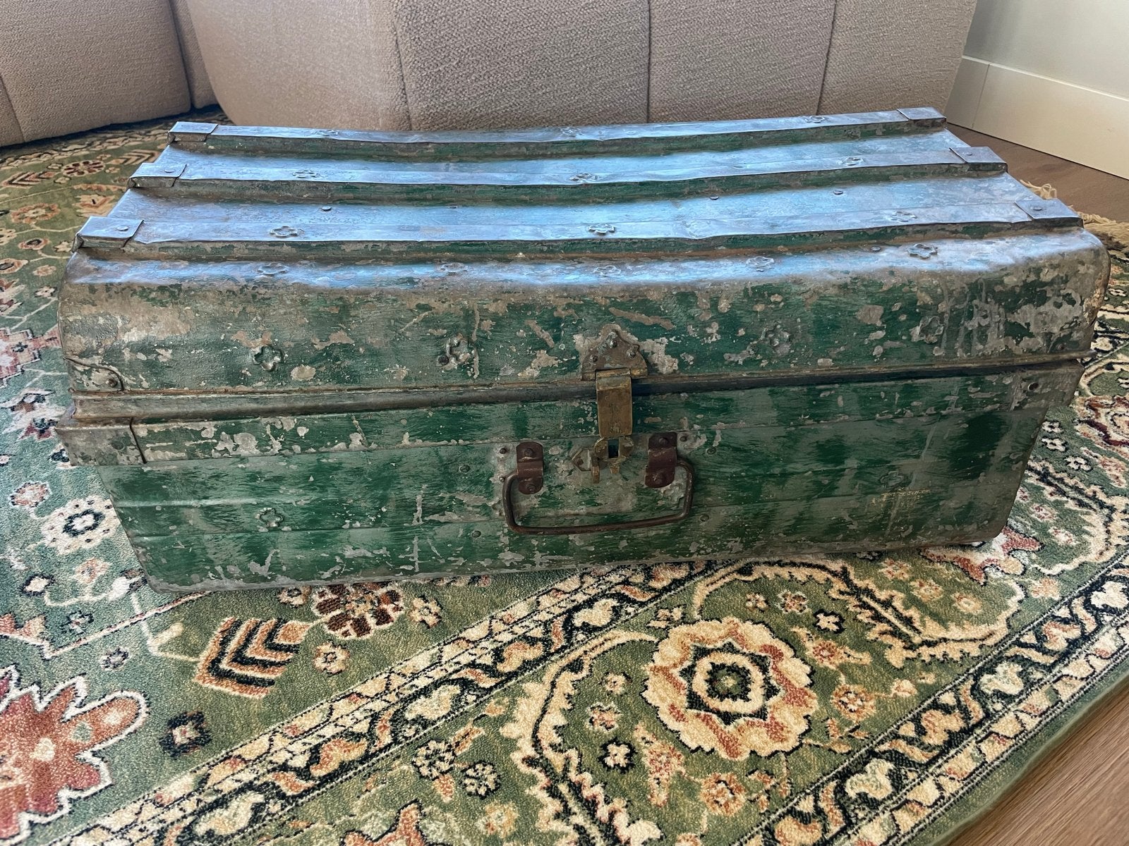 Vintage groene metalen kist/koffer - Industriële look, Huis en Inrichting, Ophalen, Minder dan 50 cm, Gebruikt, 50 tot 100 cm