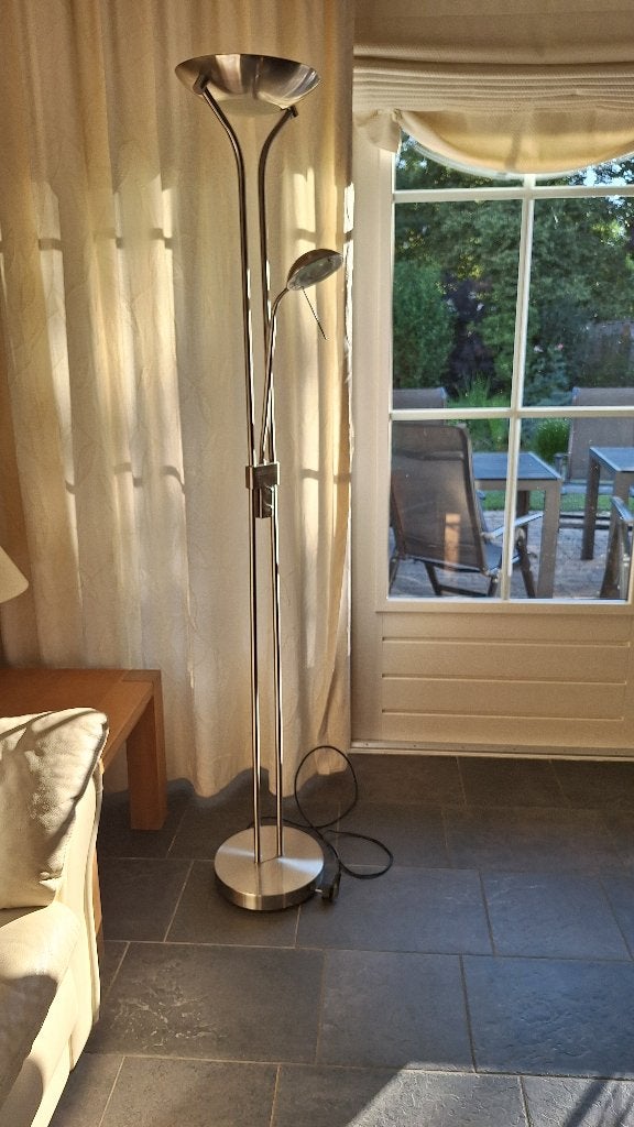 Staande lamp  halogeen verlichting, Huis en Inrichting, Lampen | Vloerlampen, Ophalen, 150 tot 200 cm