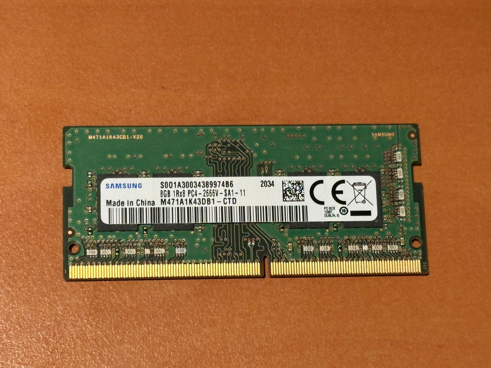 Samsung 8GB 1Rx8 PC4-2666V-SA1-11 DDR4 SO-DIMM Laptop, Computers en Software, RAM geheugen, DDR4, 8 GB, Ophalen of Verzenden, Zo goed als nieuw