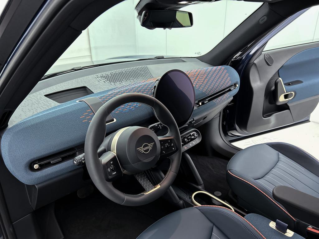 MINI Aceman E / Favoured / Pakket M / 19 inch Eternal Spoke, Auto's, Mini, Blauw, Leder, Aceman, Nieuw
