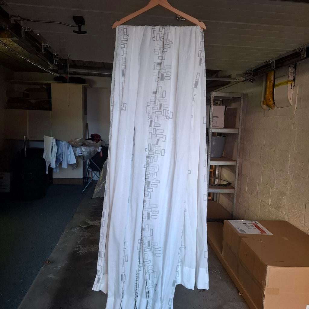 4x Vitrage H: 2.55m & B: 100cm.wit met zilvergrijs blokje, Ophalen of Verzenden