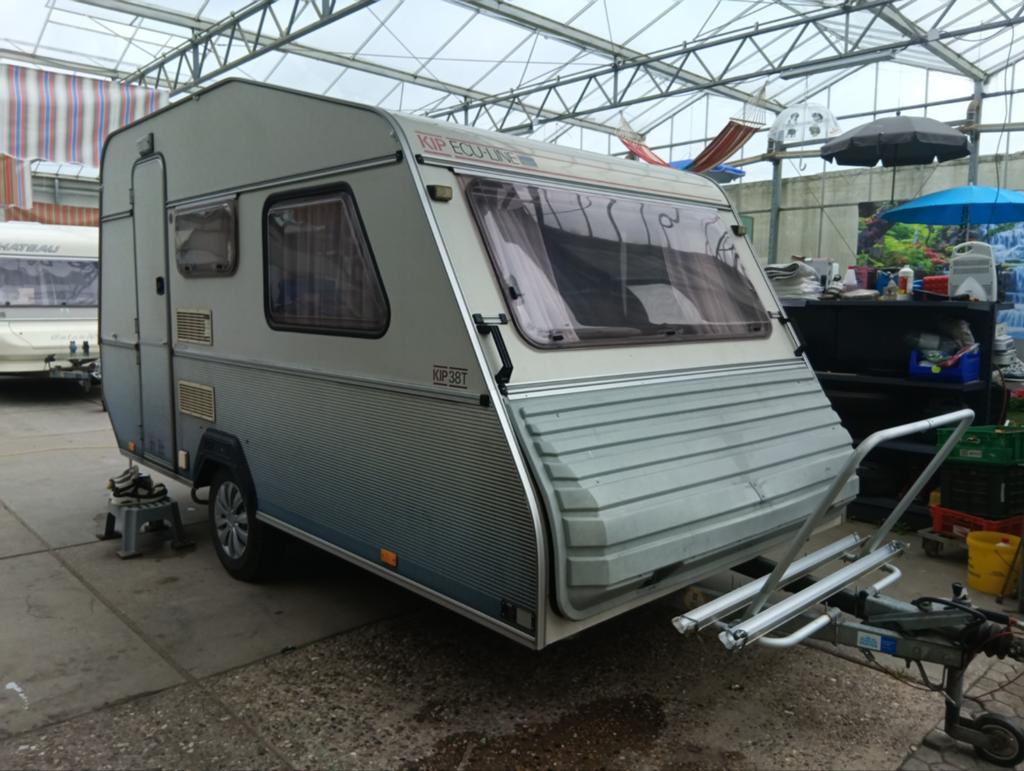 Zeer goed onderhouden Caravan Kip 38T  Bovag 2024 !, Schokbreker, Kip, Kleine zit, Dwarsbed