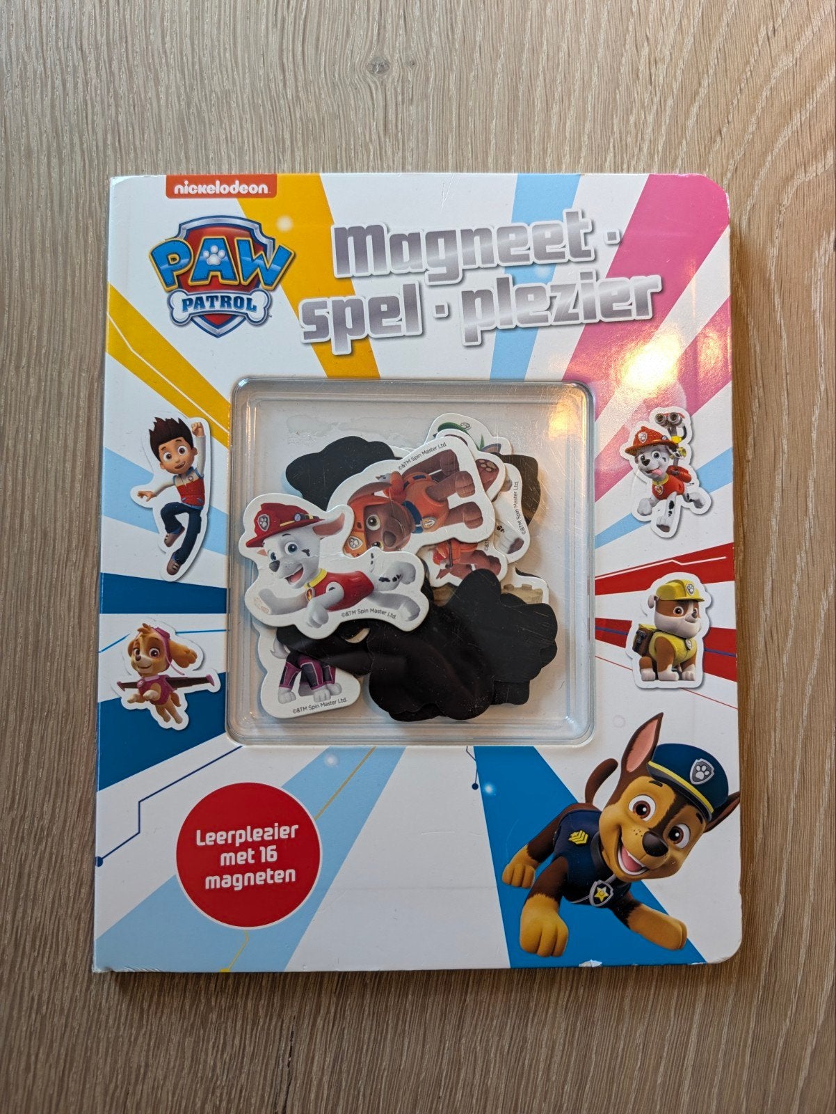 Paw Patrol magneet spel plezier boek, Ophalen of Verzenden, Fictie algemeen