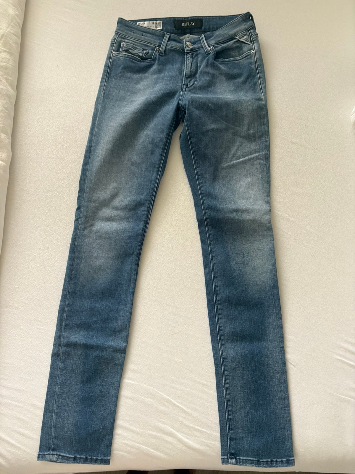 Replay luzien hyperflex jeans medium blue  27/30, Ophalen of Verzenden, Nieuw, Blauw, W27 (confectie 34) of kleiner