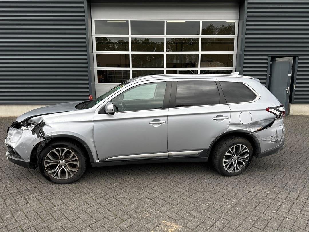Mitsubishi Outlander 2.0 Connect Pro, Auto's, 1998 cc, Stof, 4 cilinders, 150 pk