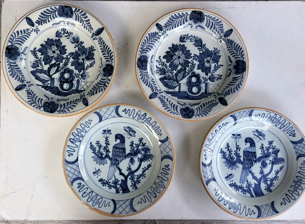 VINTAGE  BLAUWE OUD DELFT BORDEN  " JV"  4 STUKS, Antiek en Kunst, Ophalen of Verzenden
