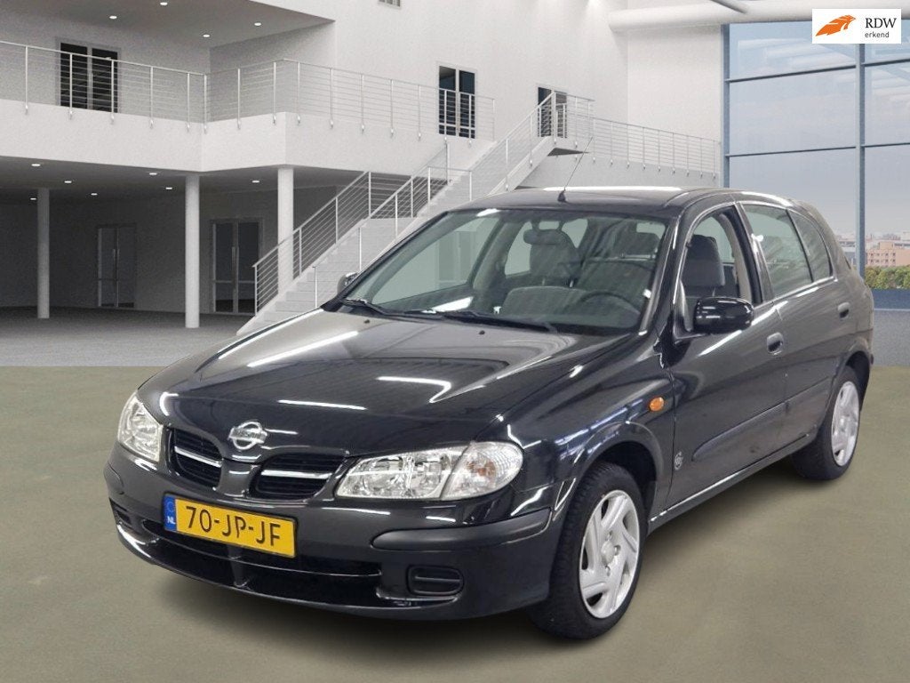 Nissan Almera 1.5 Comfort, Auto's, Nissan, 15 km/l, 4 cilinders, Zwart, Origineel Nederlands