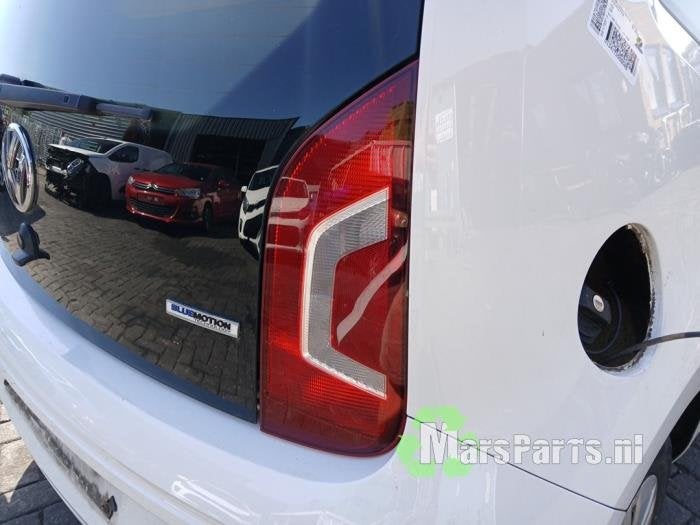 Achterlicht rechts van een Volkswagen UP, Gebruikt, -, Volkswagen, -