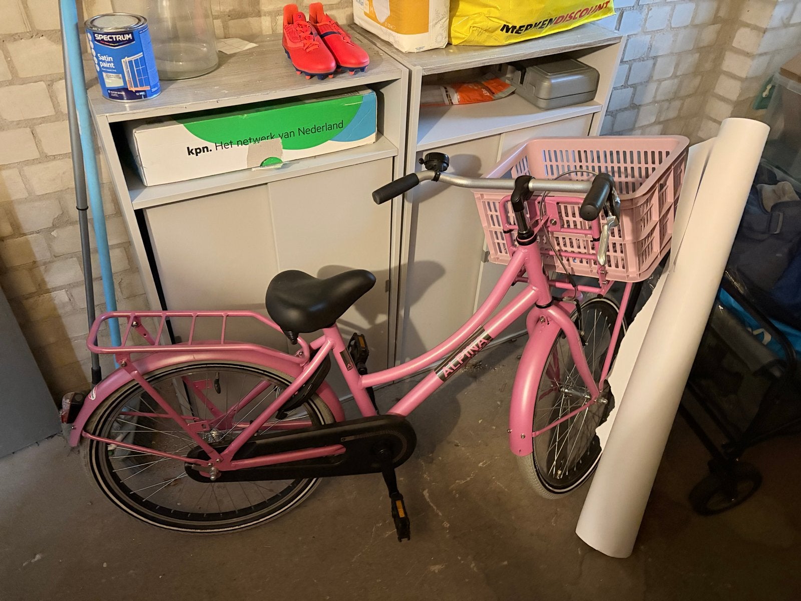 Roze meisjesfiets 22 inch met mandje, Fietsen en Brommers, Ophalen, Terugtraprem, 22 inch, Handrem