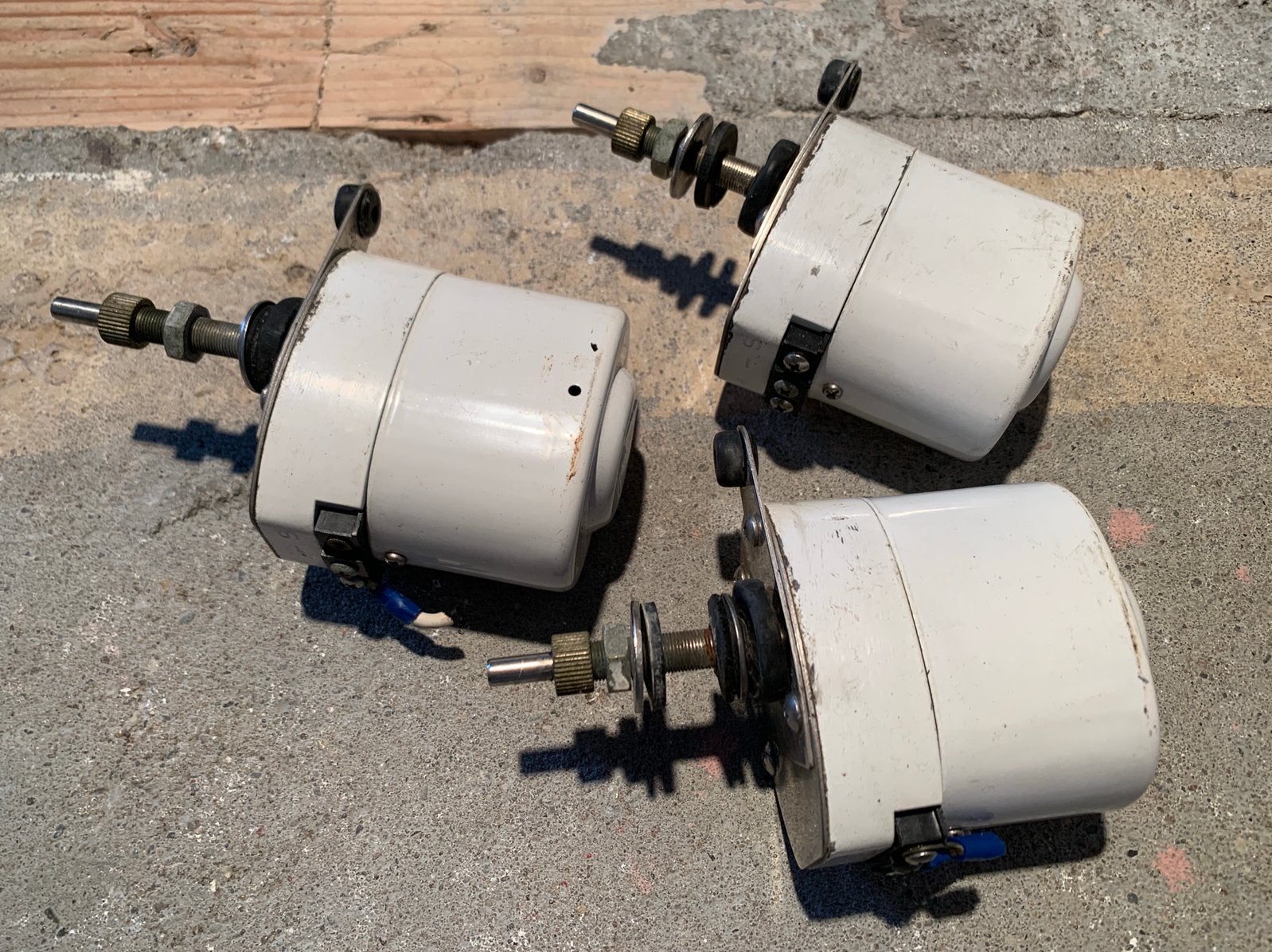 Set van 3 Roca ruitenwissers 12 volt, Ophalen of Verzenden, Gebruikt, Motor en Techniek