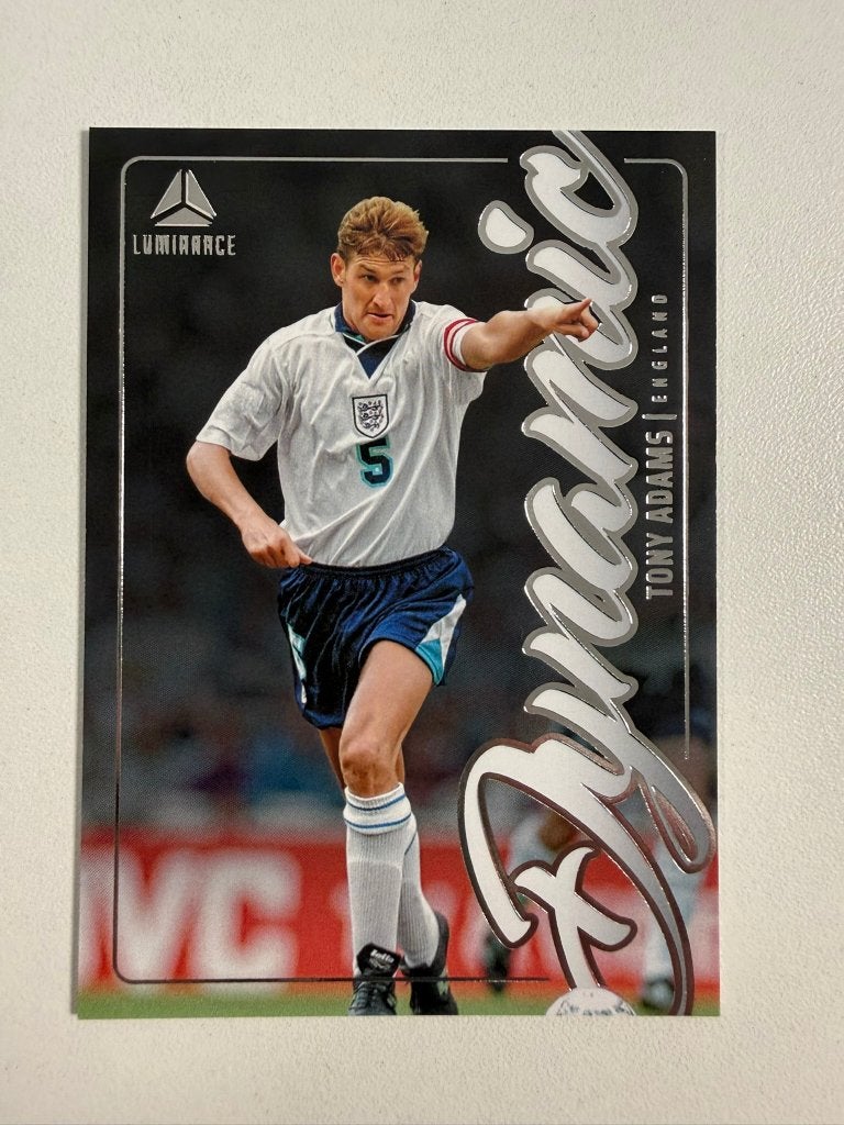 11 Tony Adams Dynamic Luminance England 2026, Ophalen of Verzenden, Nieuw, Buitenlandse clubs, Poster, Plaatje of Sticker