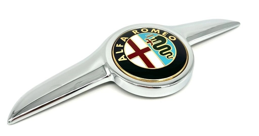 Alfa Romeo GT motorkap embleem 60681590 NIEUW, Ophalen, Nieuw, Alfa Romeo