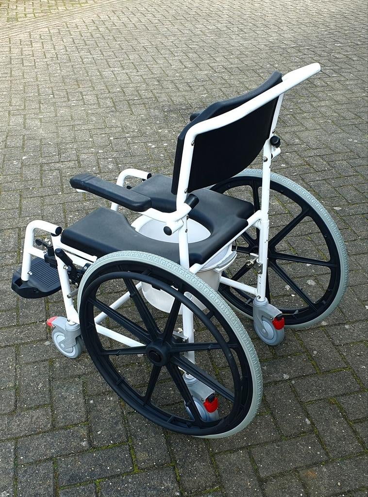 Nieuwe doucherolstoel toiletrolstoel merk Excel NIEUW, Diversen, Rolstoelen, Nieuw, Doucherolstoel toiletrolstoel, Ophalen of Verzenden