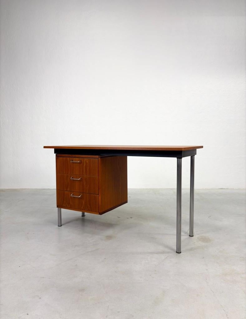 Pastoe Bureau uit 'Made to Measure' serie van Cees Braakman, Huis en Inrichting, Bureaus, Ophalen, Zo goed als nieuw