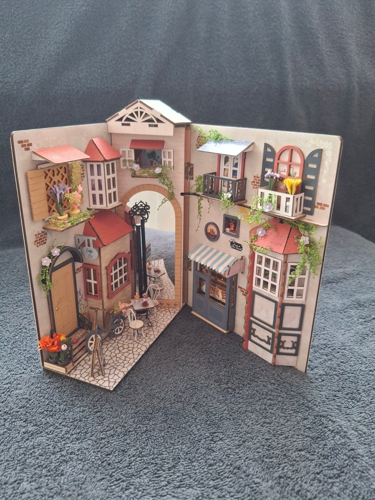 Miniatuur huisje, Ophalen of Verzenden, 1:50 of kleiner