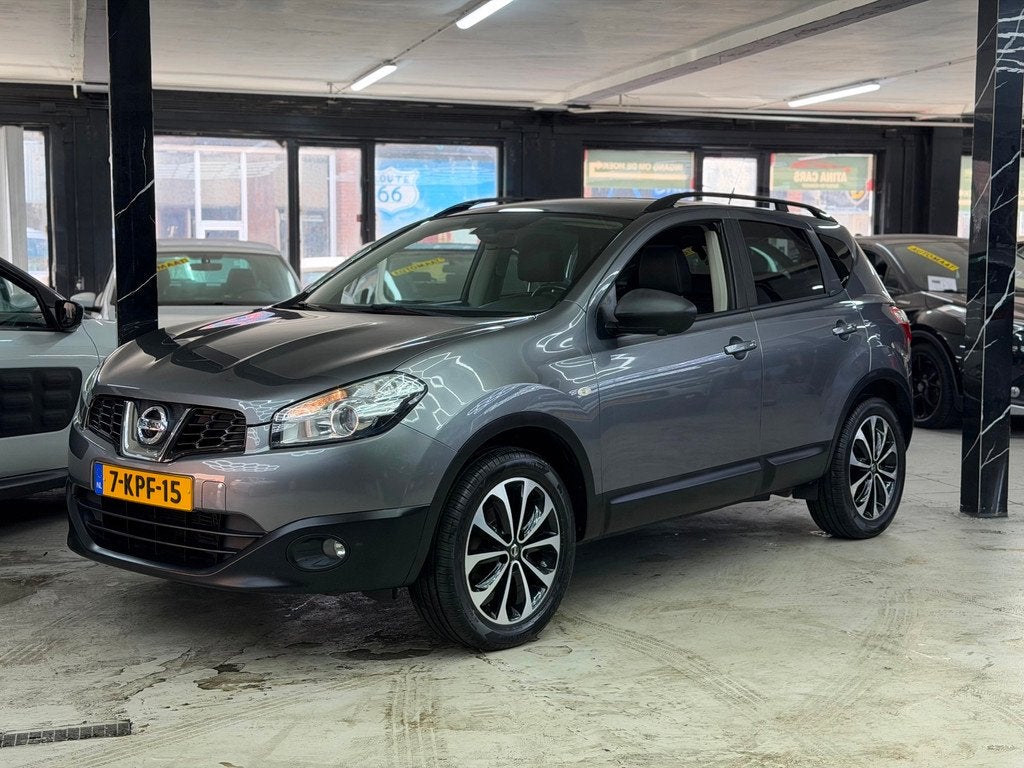 Nissan Qashqai 1.6 360 Camera | Automaat | Navi | Pano | tre, Auto's, Nissan, Euro 5, Gebruikt, 4 cilinders, Leder en Stof