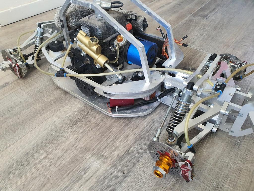 Unieke rc vol alu hydrolische remmen takt (losi mcd fg hpi), Hobby en Vrije tijd, Modelbouw | Radiografisch | Auto's, Ophalen of Verzenden
