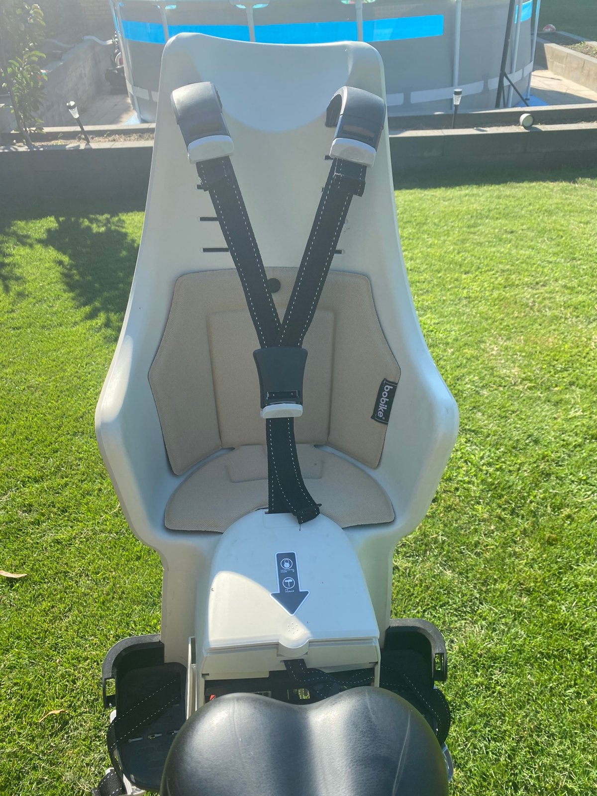 Bobike Maxi exclusive, kleur Safari chic, Fietsen en Brommers, Fietsaccessoires | Fietsstoeltjes, Ophalen, Gebruikt, Achterzitje