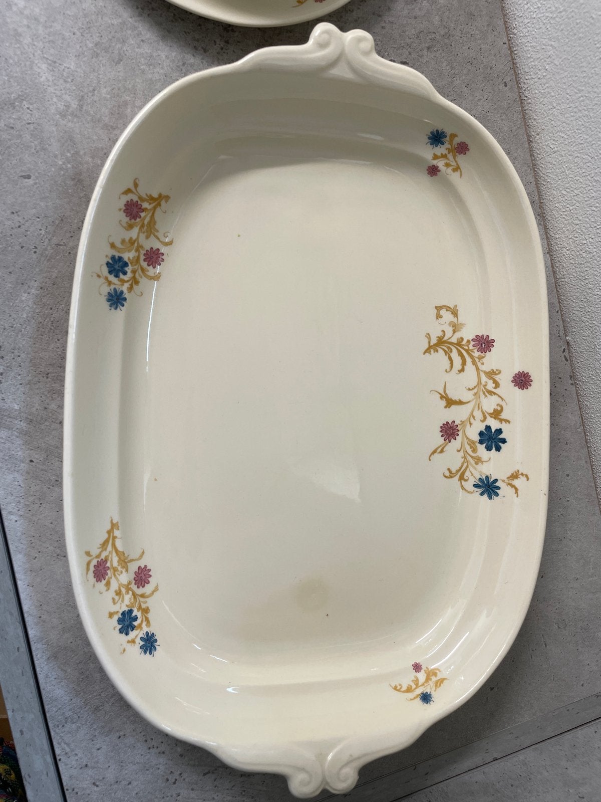 Vintage schaal en botervloot met bloemmotief, Ophalen of Verzenden
