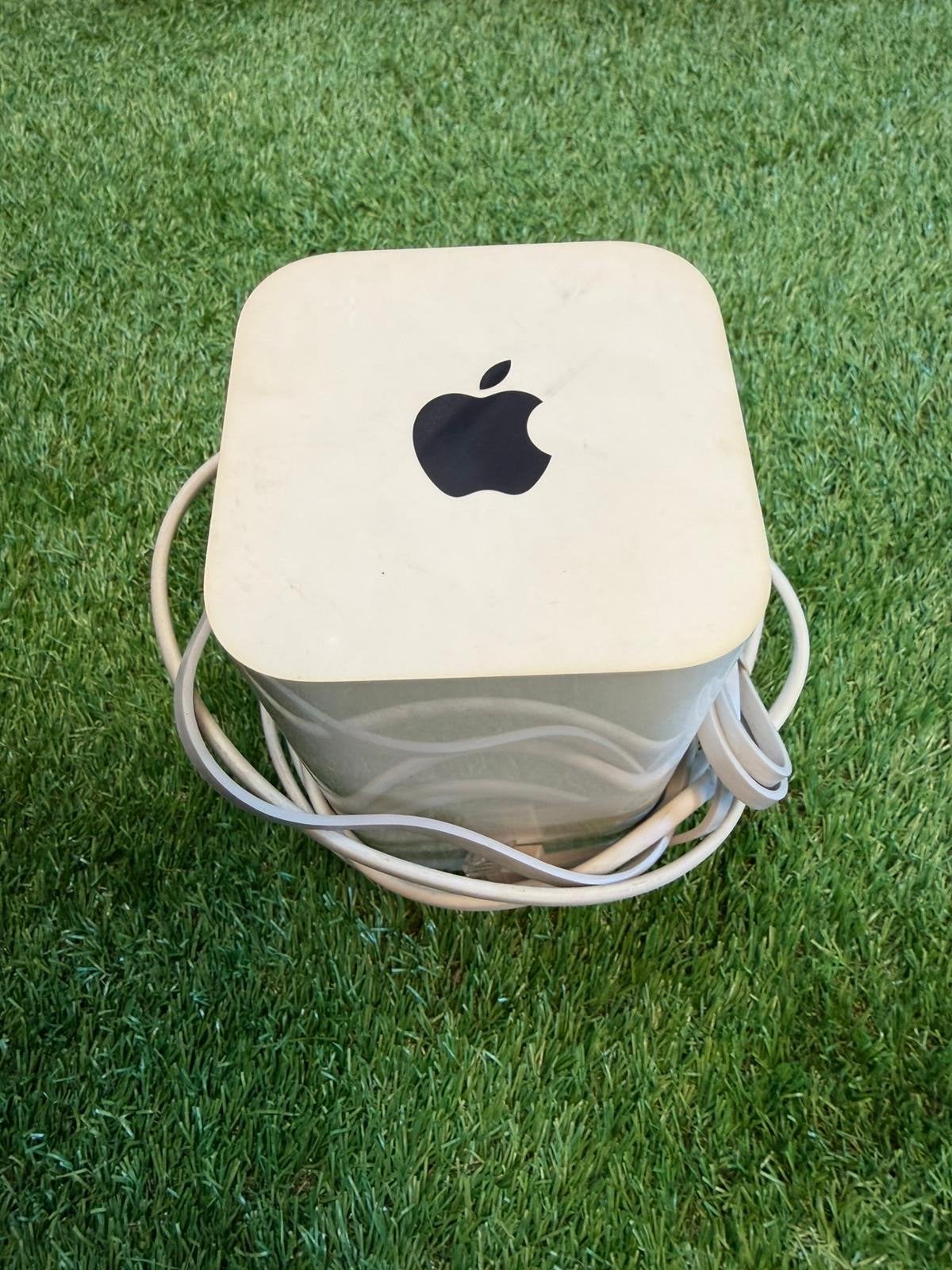 Vintage Apple AirPort Extreme Base Station (A1034), Computers en Software, Apple Desktops, Gebruikt, Overige modellen, Minder dan 4 GB