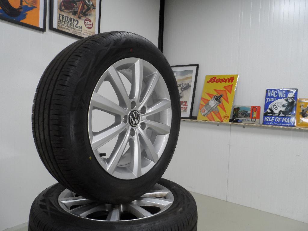 17 inch VW Passat origineel zomerbanden set top conditie, Auto-onderdelen, Banden en Velgen, Duitsland, Banden en Velgen, 17 inch