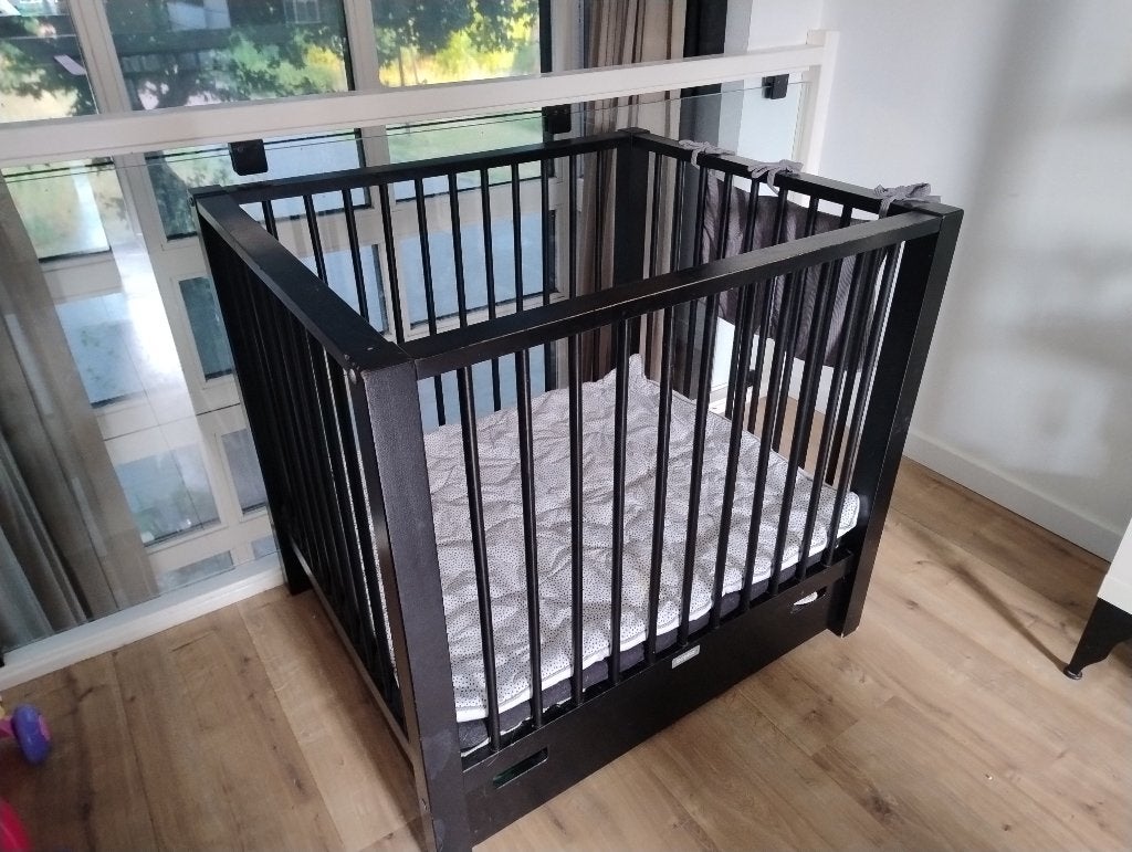 Baby box zwart, Ophalen, Gebruikt, Rechthoekig, Boxkleed