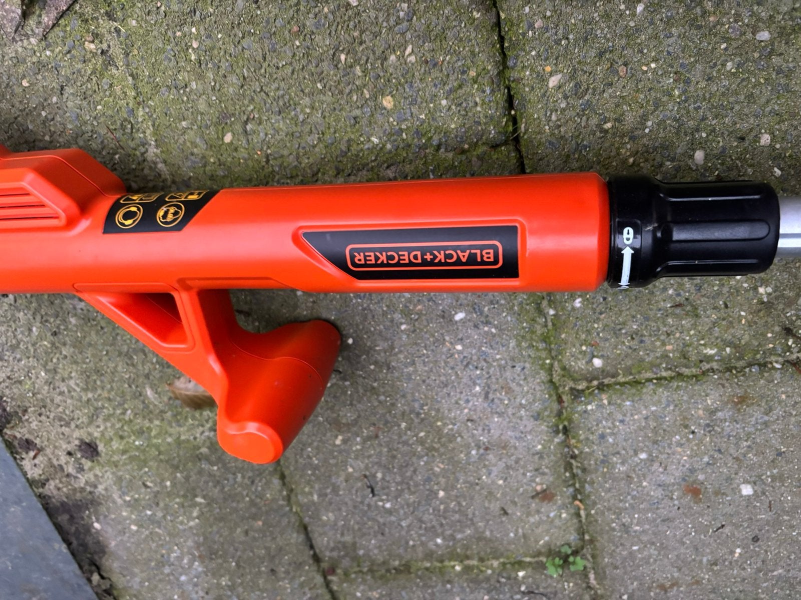 Black+decker accu grastrimmer, Ophalen, Zo goed als nieuw, Accu