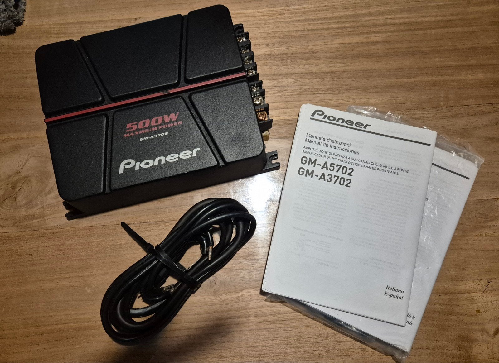 Pioneer 500w gm-a3702 versterker
In goede staat
Te k, Ophalen of Verzenden, Zo goed als nieuw