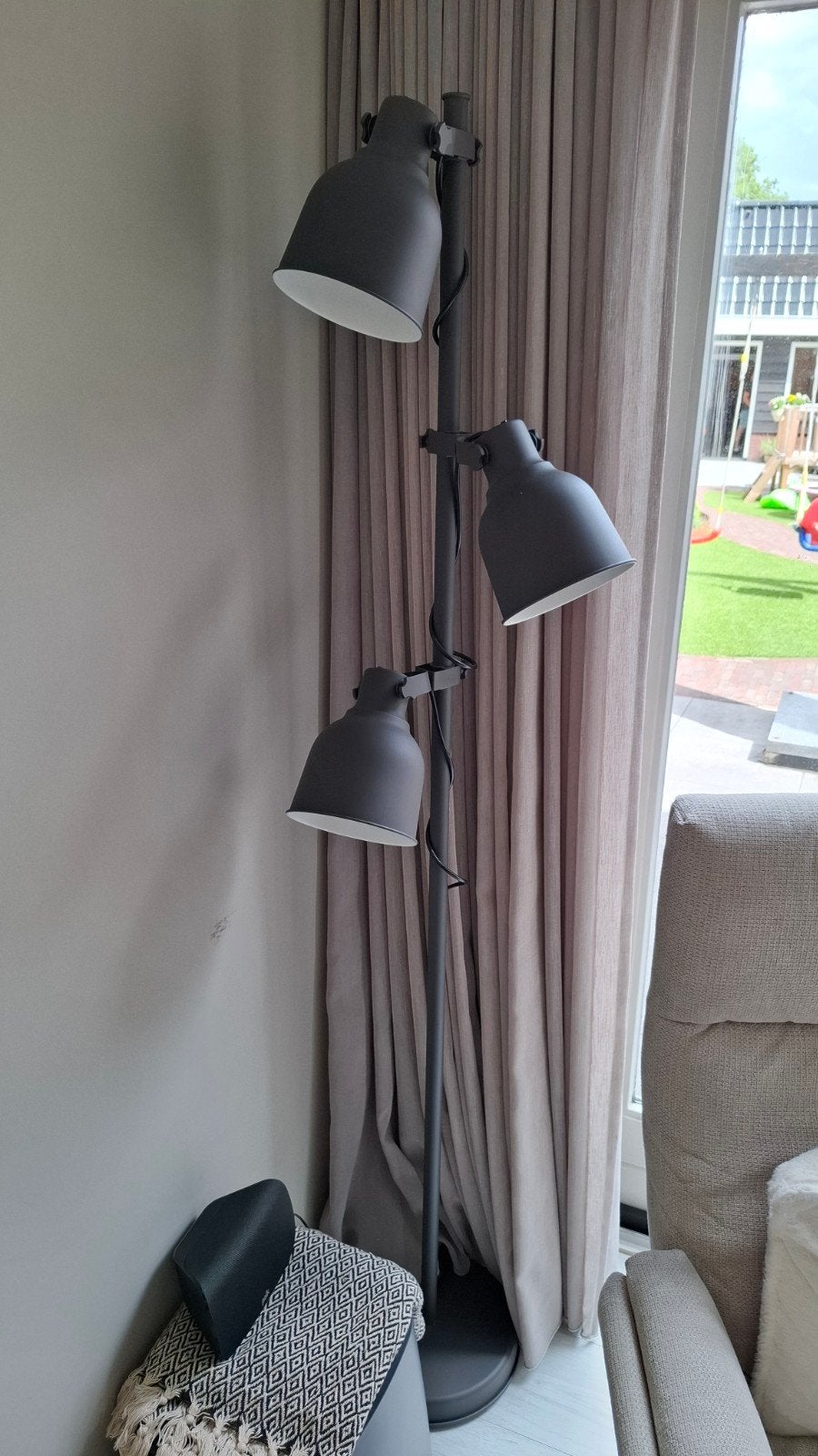 Staande lamp met 3 spots - Donkergrijs, Ophalen, Zo goed als nieuw, Metaal, Modern