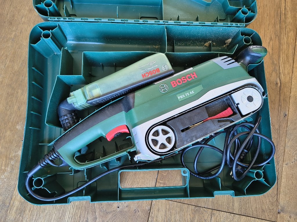 Bosch Bandschuurmachine  PBS 74 AE, Doe-het-zelf en Verbouw, Ophalen of Verzenden, Gebruikt, 600 tot 1200 watt, Bandschuurmachine