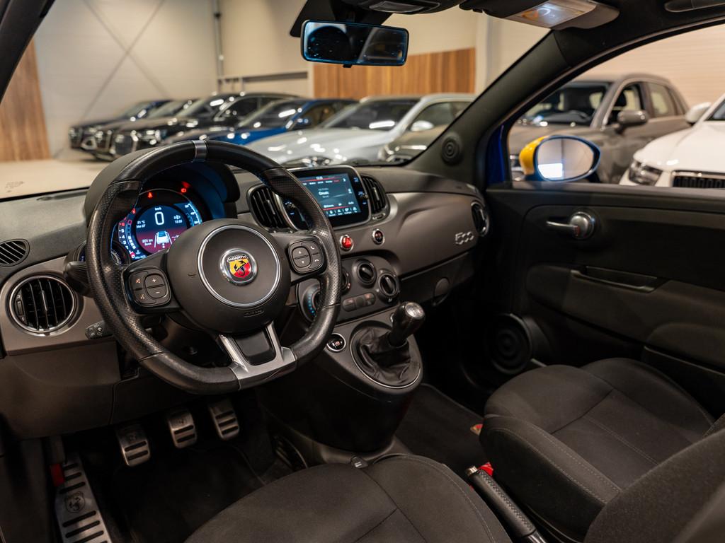 Abarth Fiat 595 Cabrio Pista Edition 1.4 T-Jet 160PK, Blueto, Auto's, Abarth, Voorwielaandrijving, Gebruikt, Zwart, 4 cilinders