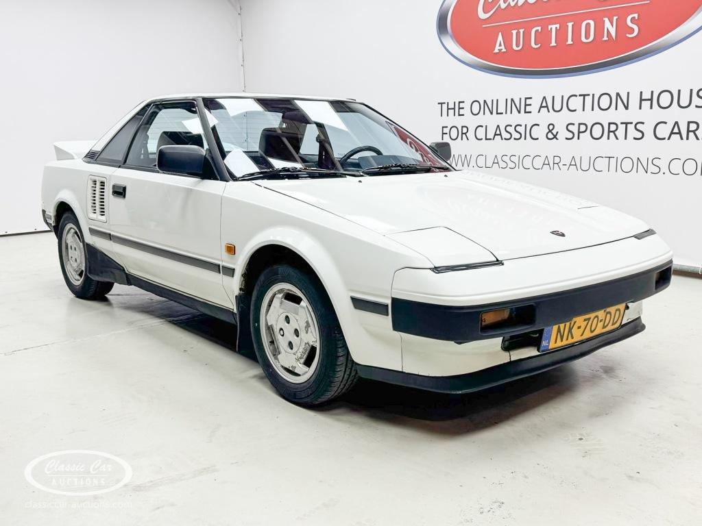 Toyota MR2 1.6 TWIN CAM 16 No Reserve  - ONLINE AUCTION, Auto's, Achterwielaandrijving, Wit, Origineel Nederlands, Bedrijf