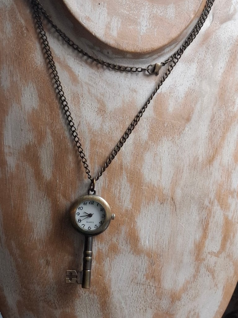 Ketting (moet batterijtje in), Ophalen of Verzenden, Gebruikt, Overige kleuren, Overige materialen