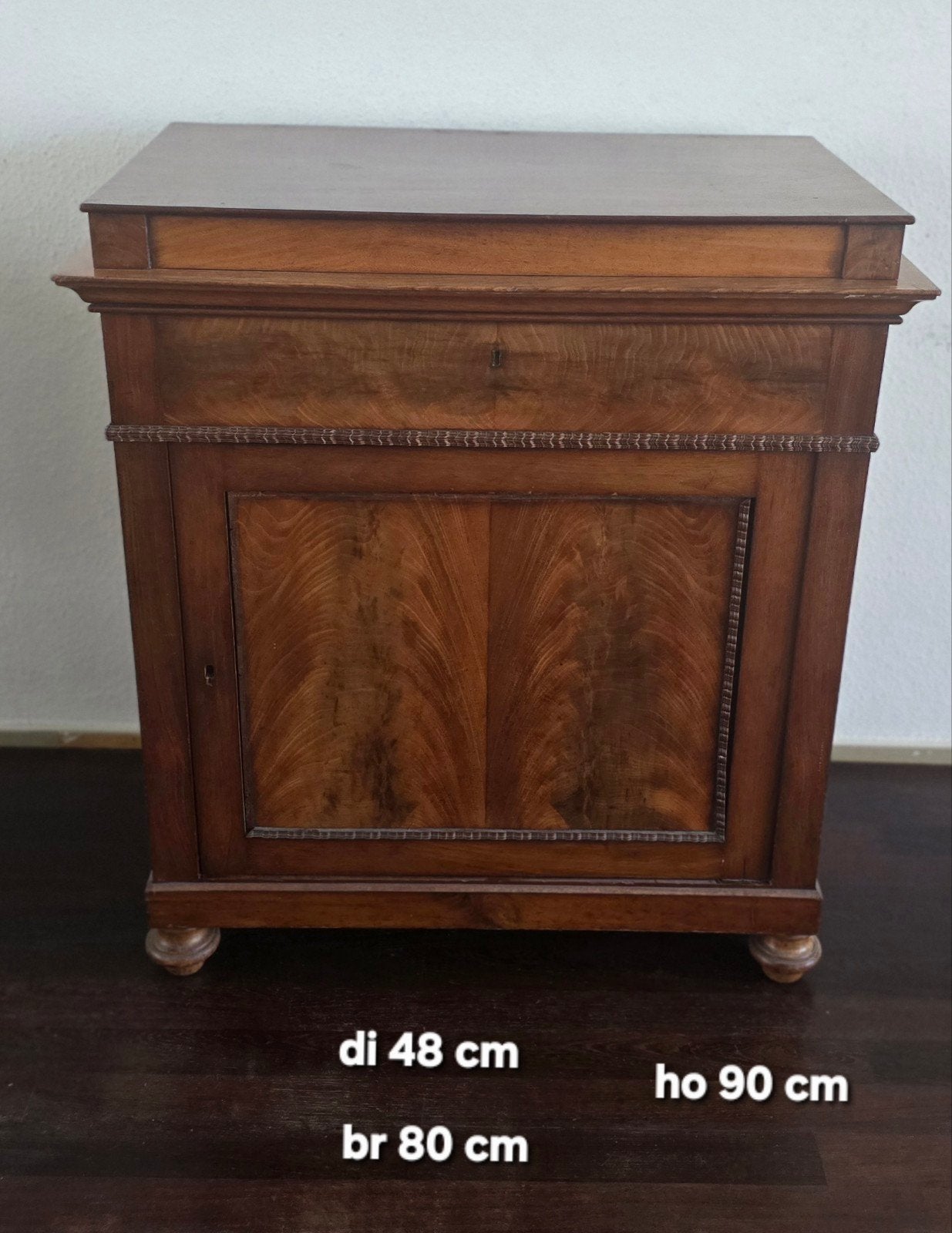 Antieke wastafelkast/nachtkastje van mahoniehout, Ophalen
