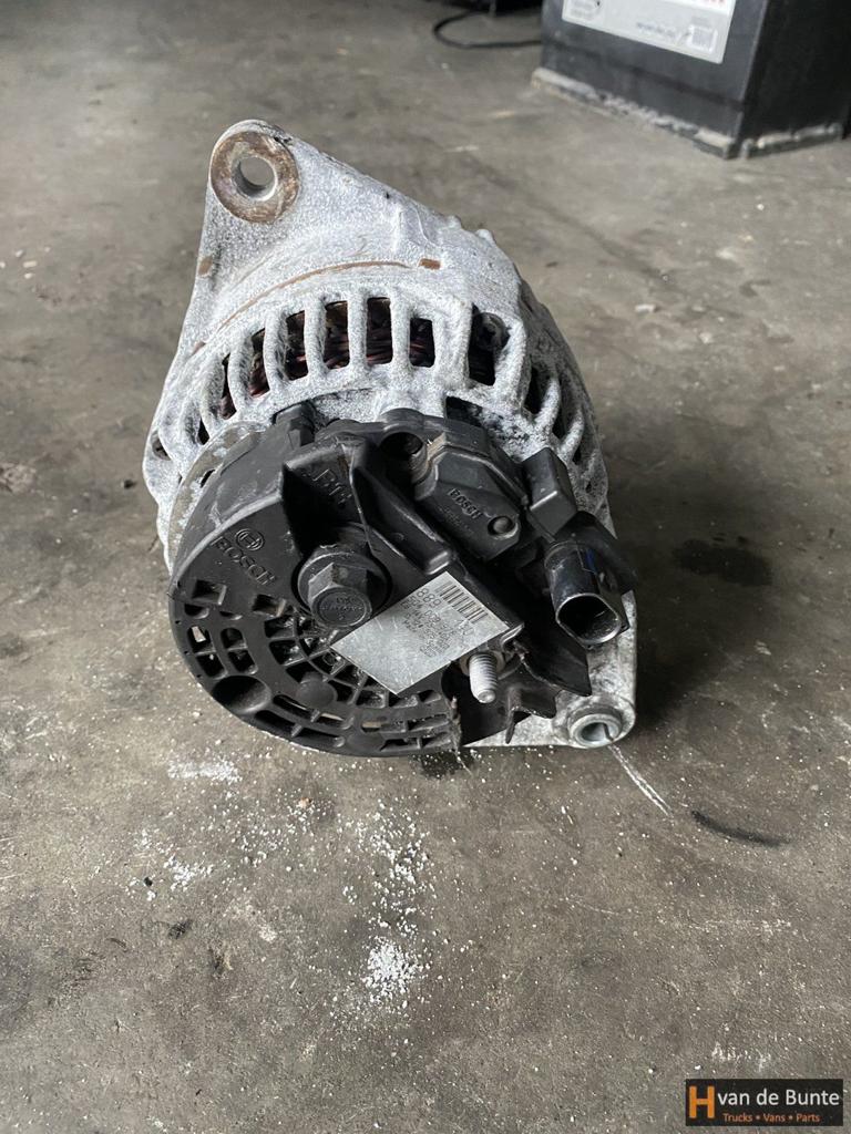 Dynamo Iveco Daily 2.3, Auto-onderdelen, Motor en Toebehoren, Overige automerken, Gebruikt, Ophalen of Verzenden
